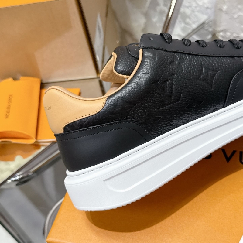 l0vis Vvtt0n trainer sneaker